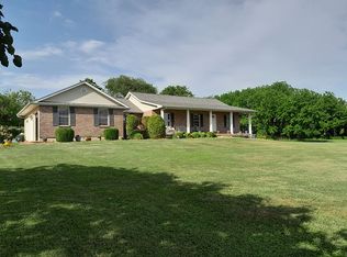 7343 Old Jackson Rd, Farmington, MO 63640