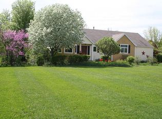 W385S3003 School Section Lake Rd, Dousman, WI 53118