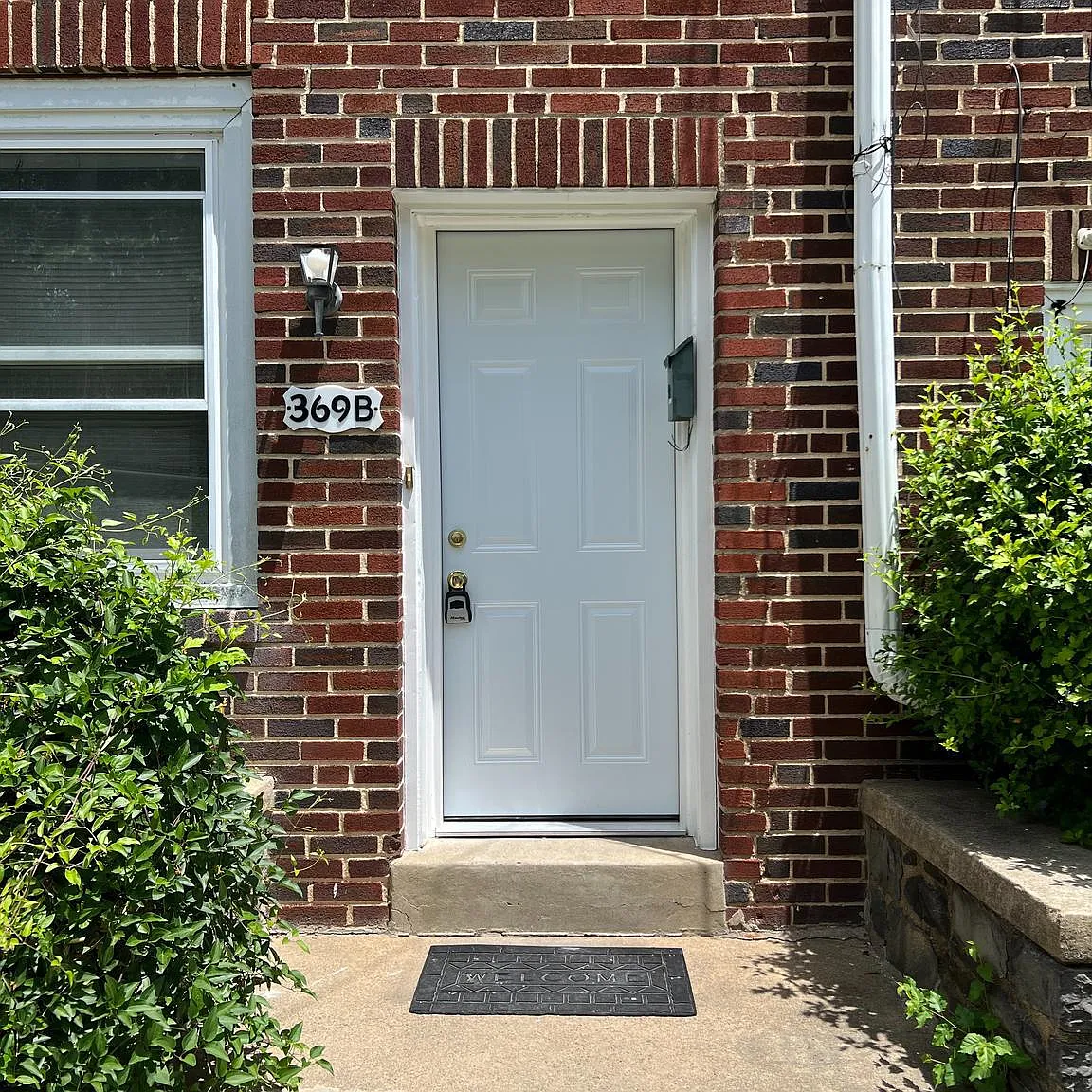 1 bed, 700 sqft, $1,295 — Photo 2