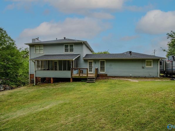 1228 Valleywood Rd, Oxford, AL 36203