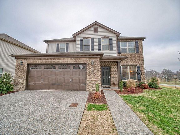 2nd image of 326 Lola Ln