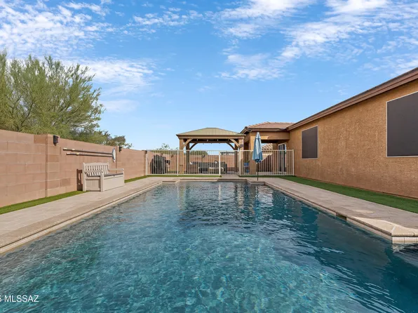 852 W Placita Pozanco, Green Valley, AZ 85614