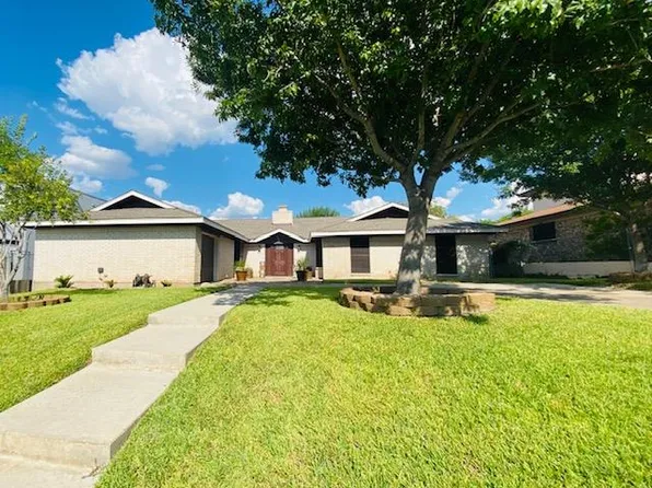 822 Guadalajara Dr, Eagle Pass, TX 78852