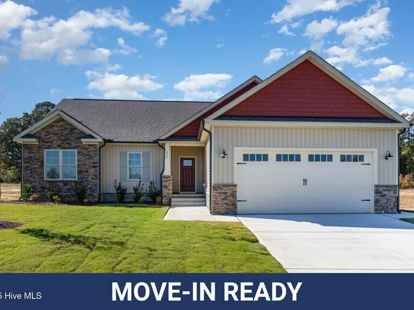 259 Tee Dr, Selma, NC 27576