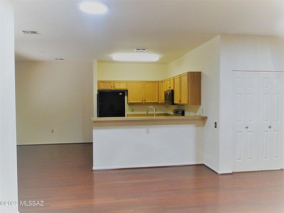 5th image of 603 W Union Bell Dr