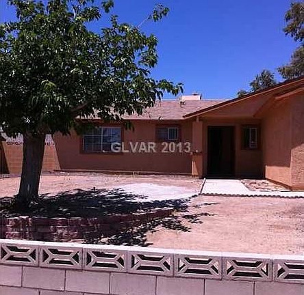 3rd image of 6366 Goldmine Dr
