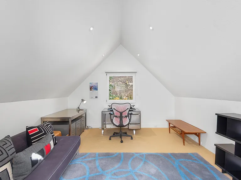 1270 Mountain View Dr — Photo 30