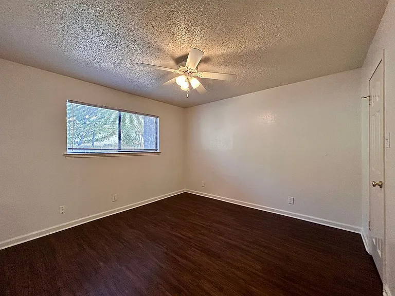 9217 Kempler Dr — Photo 9