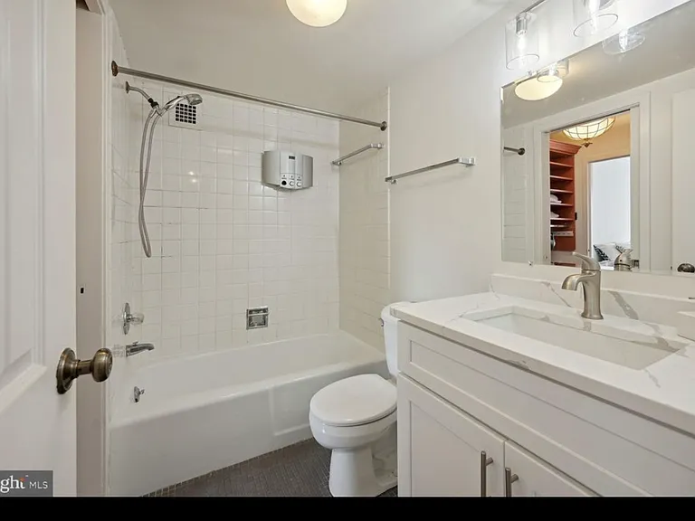 5500 Friendship Blvd #2415N — Photo 8