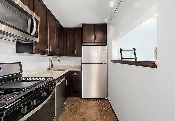 5th image of 1255 5th Ave APT 4C
