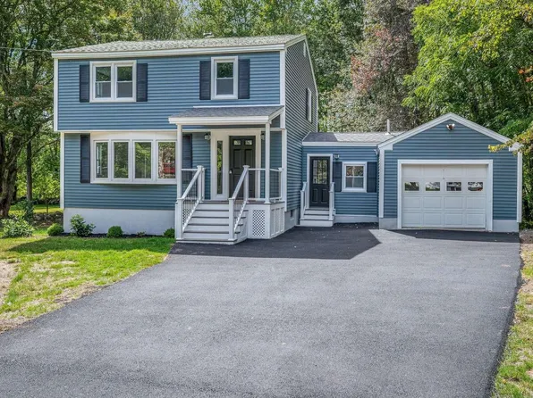 20 Melody Lane, Pelham, NH 03076