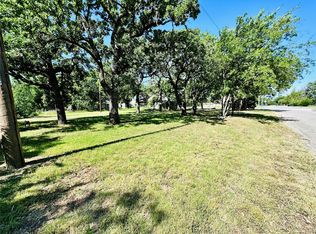 424 N Main St, Cross Plains, TX 76443