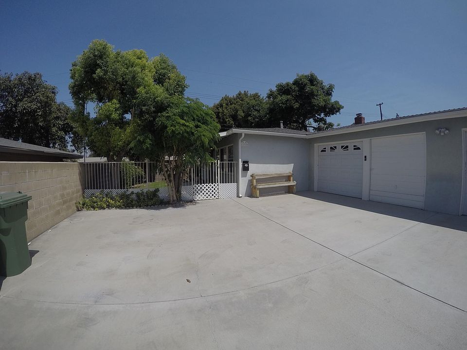 1st image of 11715 Orange Dr