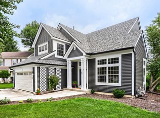 19 Longview Ct, South Elgin, IL 60177