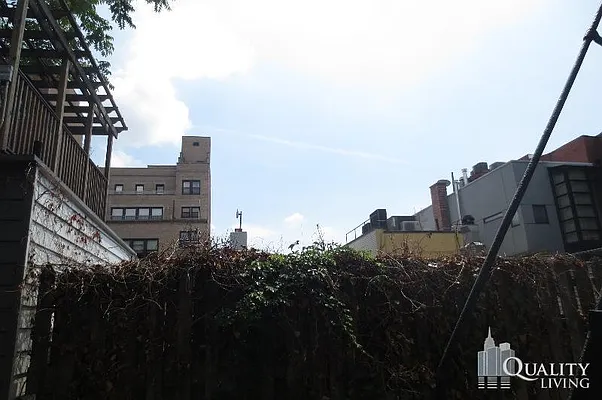 Rented by (Legacy) NY Quality Living Uptown | media 38