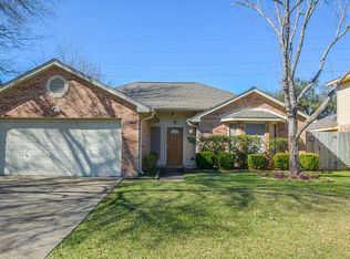 16350 Maple Downs Ln, Sugar Land, TX 77498