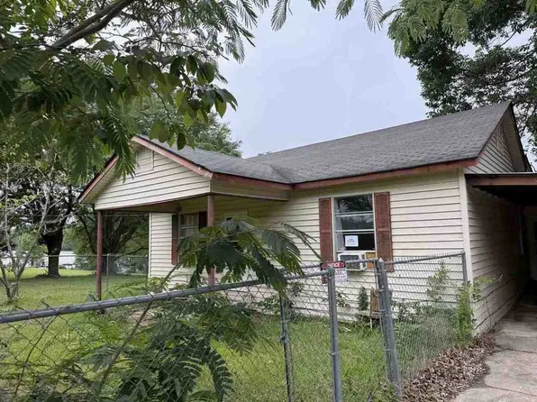 294 Puckett Bend Rd, Columbia, LA 71418