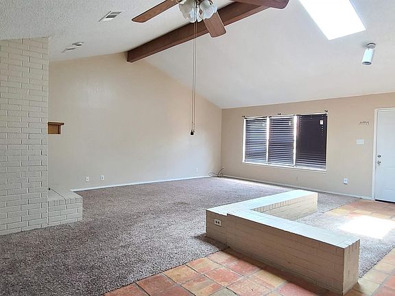 5th image of 2509 Haynes Dr APT A
