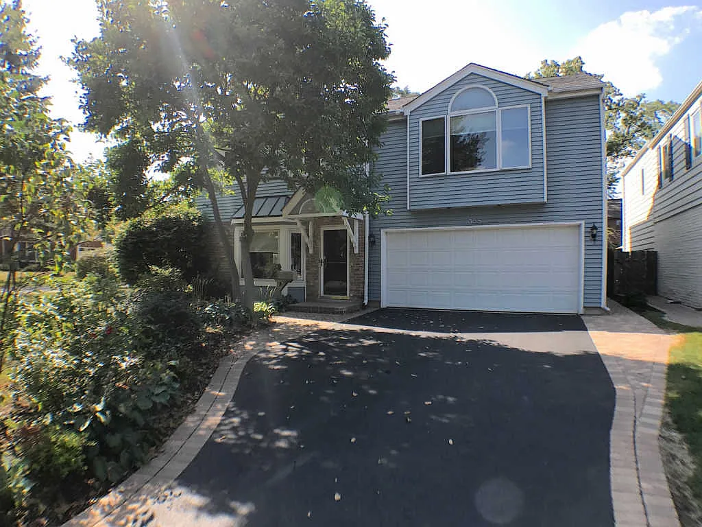 358 S Newbury Pl photo 1