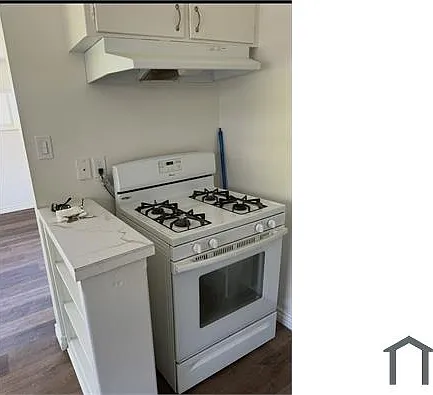 14741 Vanowen St — Photo 2