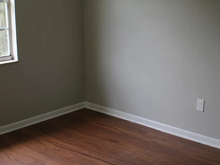 3407 E 38th Ave — Photo 10