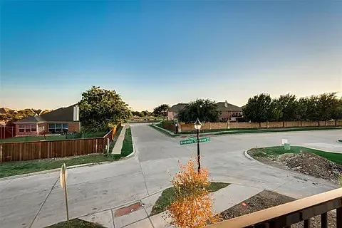 5805 Rivendell Dr — Photo 21