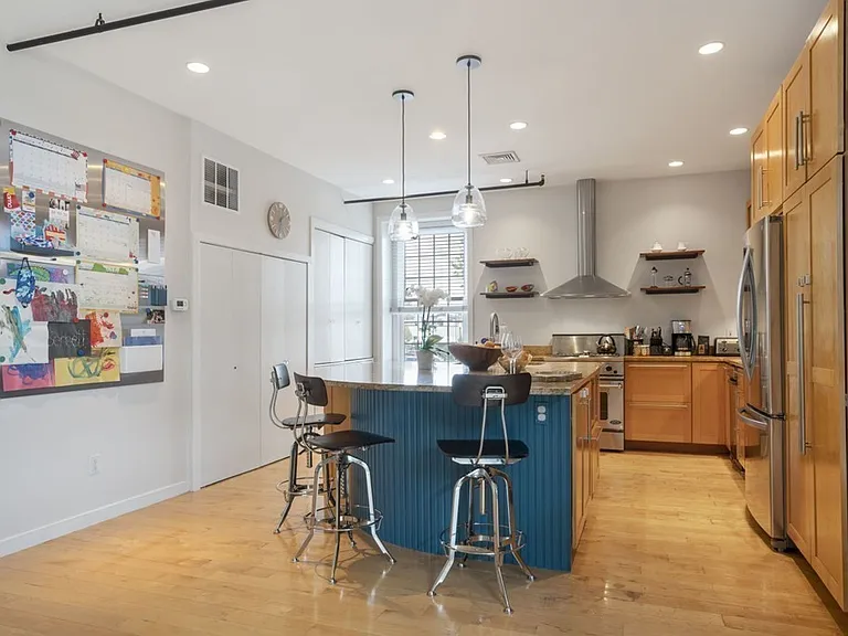 8 Newcomb St #5 — Photo 9