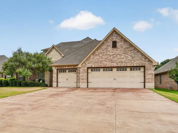 3545 Abes Landing Dr, Granbury, TX 76049