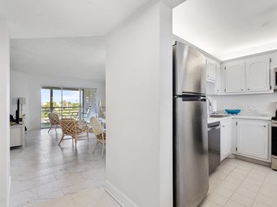 3590 Via Poinciana #607, Lake Worth, FL, 33467