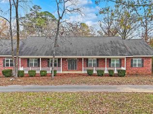 72 Ranch Rd, Arkadelphia, AR 71923