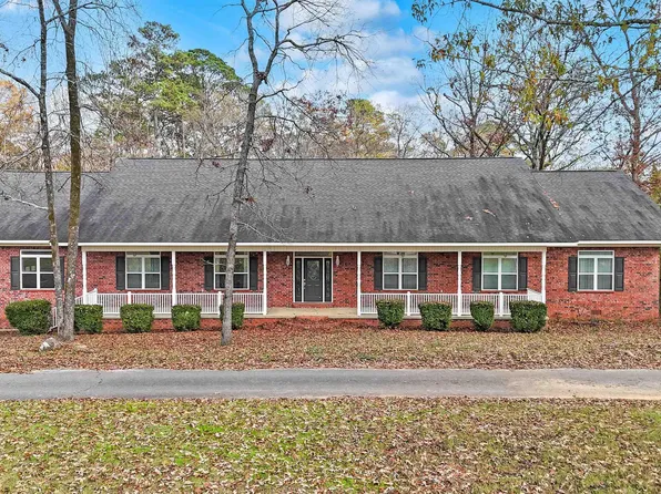 72 Ranch Rd, Arkadelphia, AR 71923