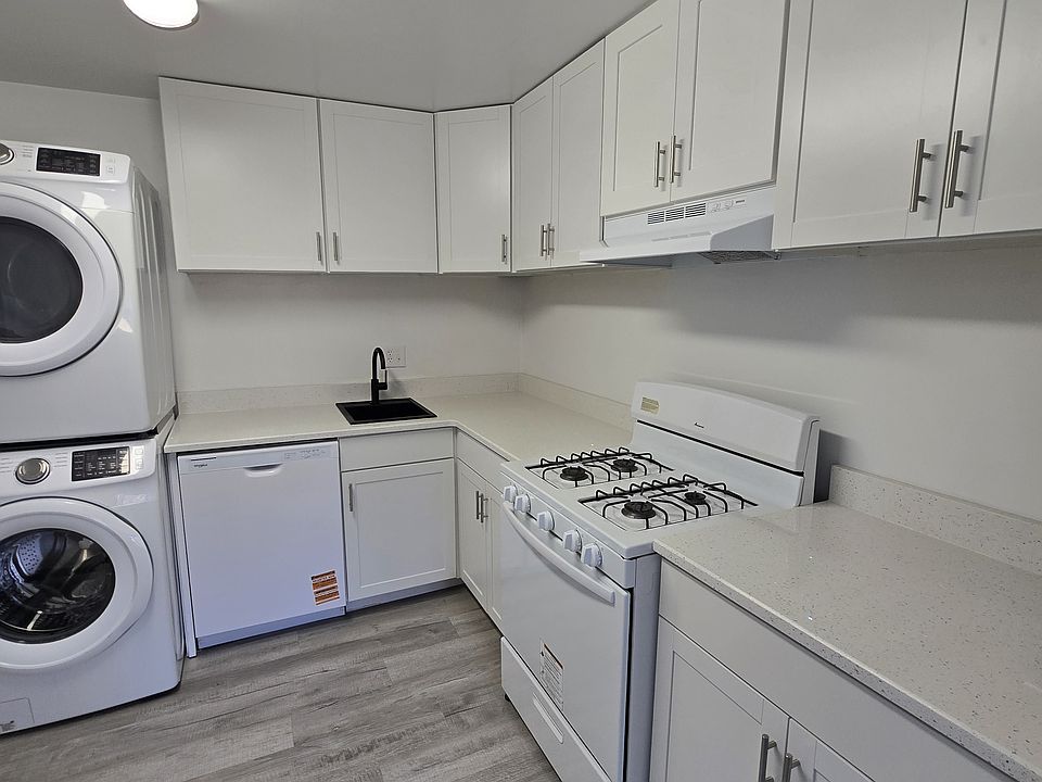 1st image of 18901 Smoothstone Way #1-3
