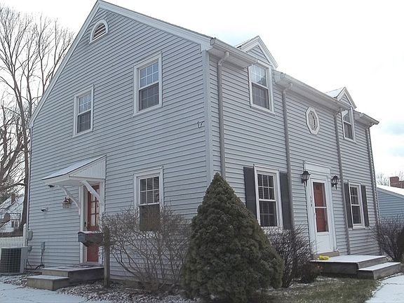 2nd image of 504 Nead Ln