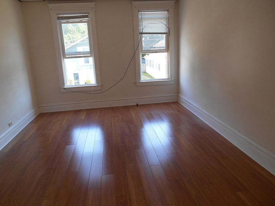 1st image of 1035 W 10th St #2