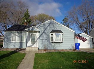 2307 N Erb St, Appleton, WI 54911