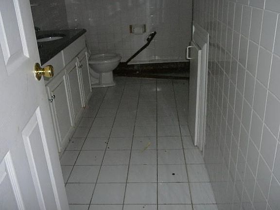2nd image of 25074 Briarbank Ave