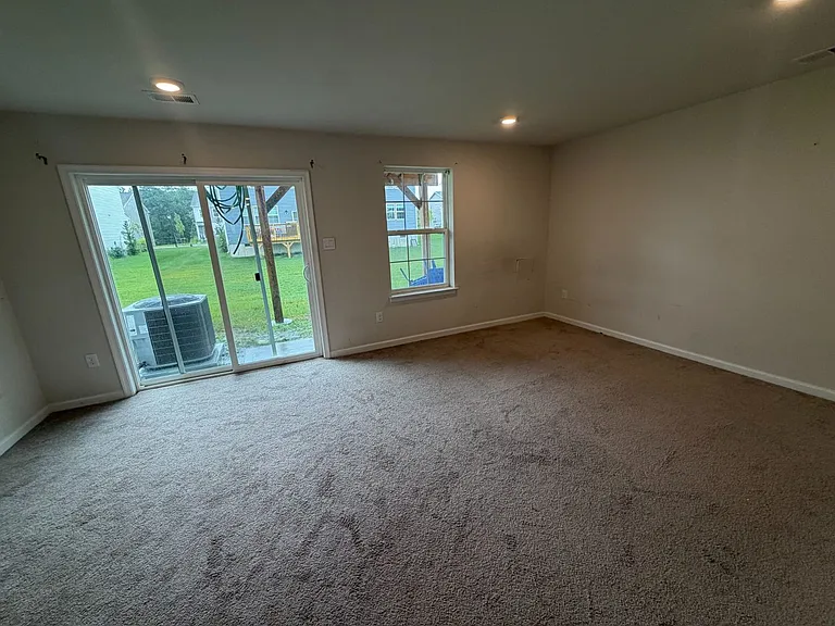 310 Mantoloking Dr — Photo 6