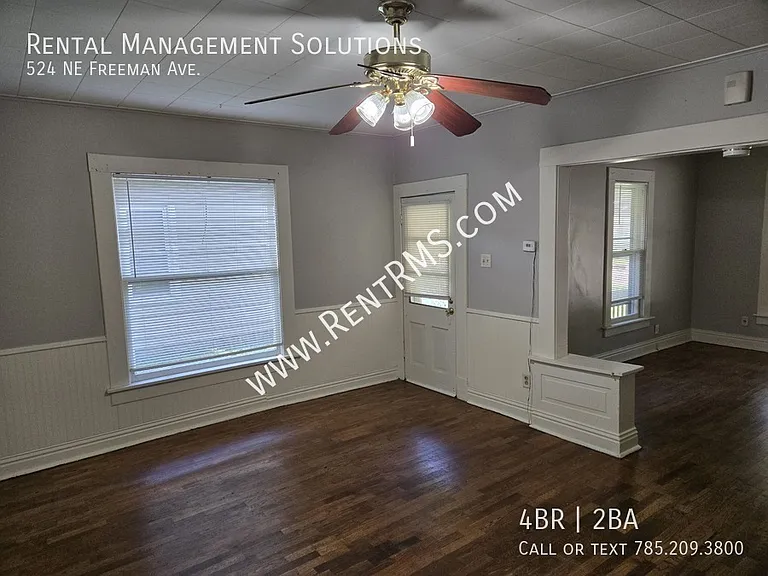 524 NE Freeman Ave — Photo 7