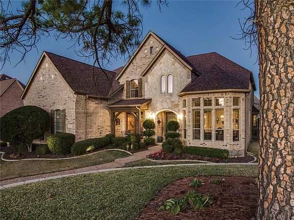 3rd image of 404 Orchard Hill Dr
