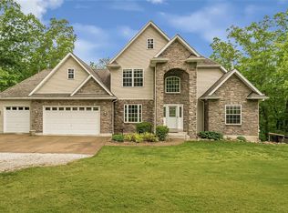 418 Winding Woods Dr, Troy, MO 63379
