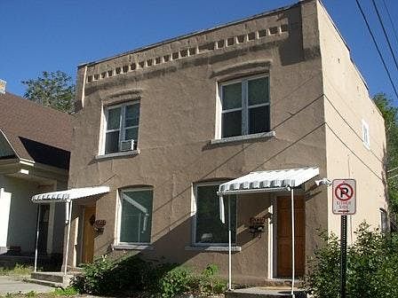 4th image of 1022 E Linden Ave