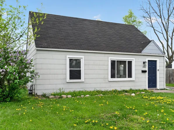 2902 Northglen Dr, Columbus, OH 43224