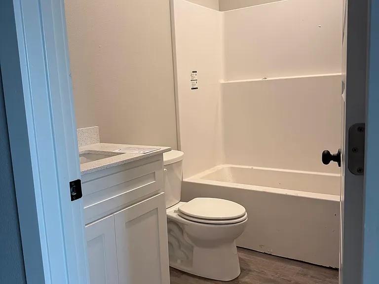 1804 Azlin Pl #C — Photo 5