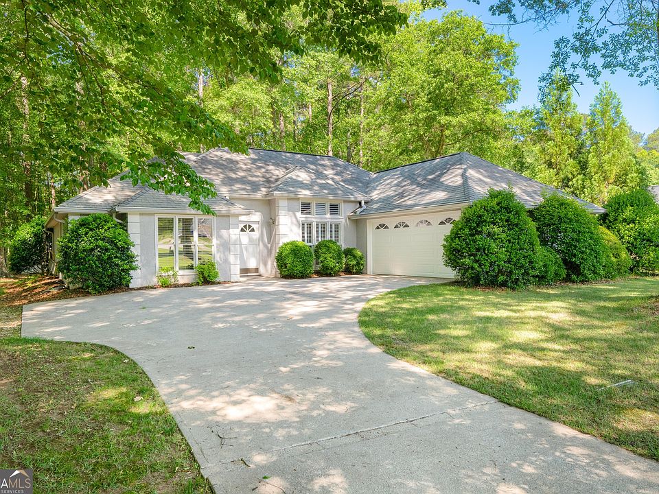 1st image of 55 Beaubrook Ln