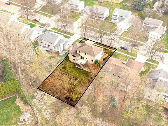 3rd image of 1817 13th Ave NE
