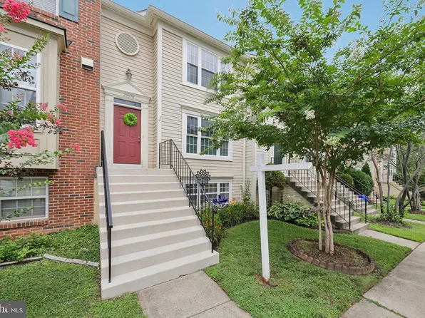 22076 Manning Sq, Sterling, VA 20166