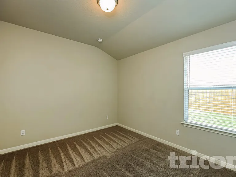 5602 Luna Pass — Photo 11