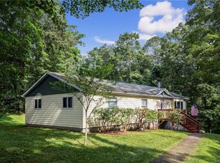 17 Deacon Smith Hill Rd, Patterson, NY 12563