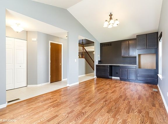 2nd image of 2203 Ashbrook Ln