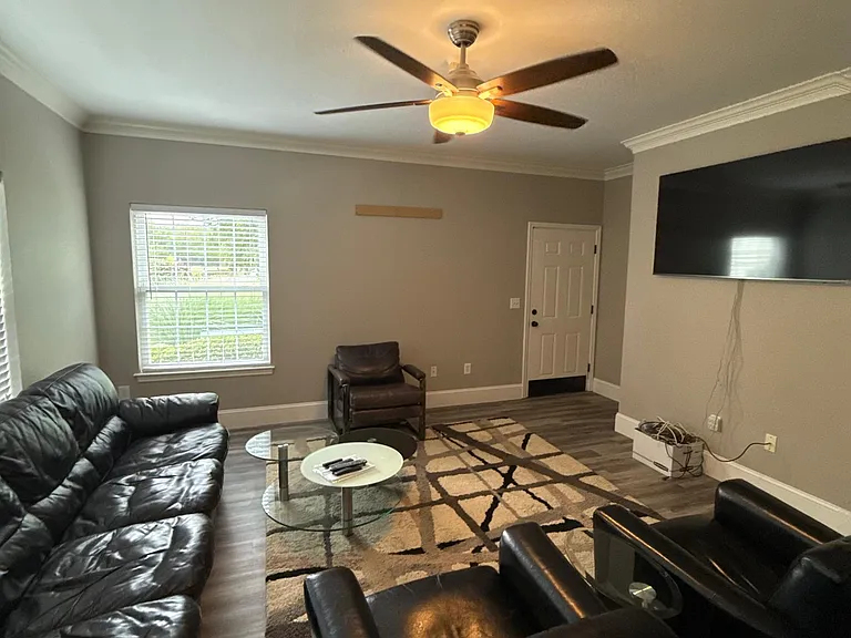 11631 Tomahawk Creek Pkwy #J — Photo 10
